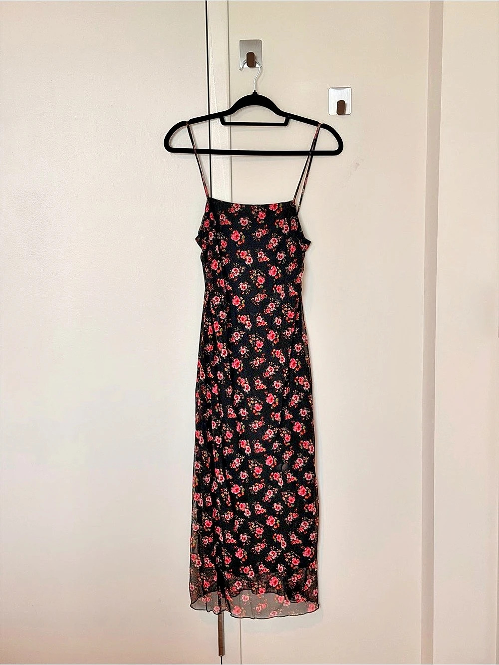 Forever 21 Floral Maxi Dress in Black & Red